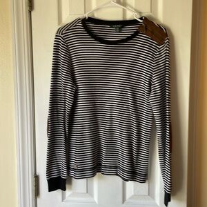 Ladies Long Sleeve Pullover Top